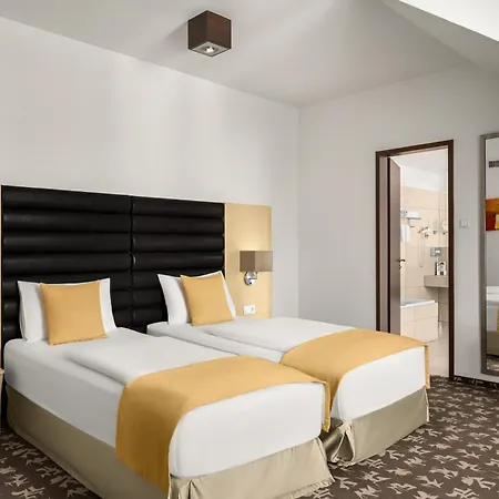 Hotel Buda Castle 4*