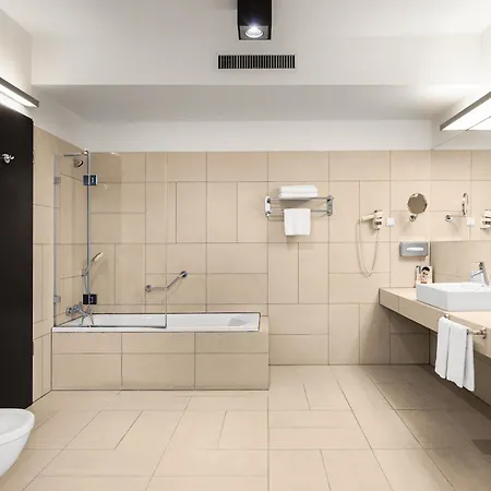 Hotel Buda Castle 4*