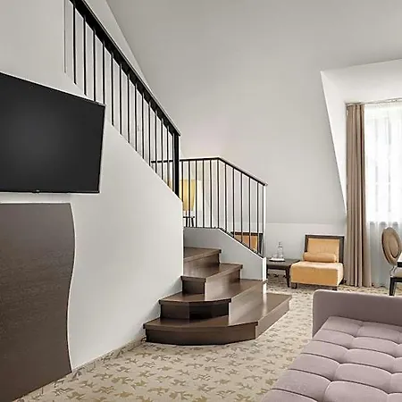 Buda Castle Hotell 4*