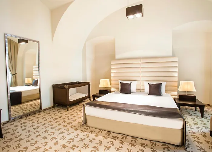 Buda Castle 4*