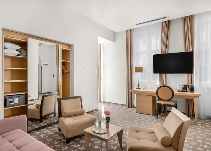Buda Castle Ξενοδοχείο 4*