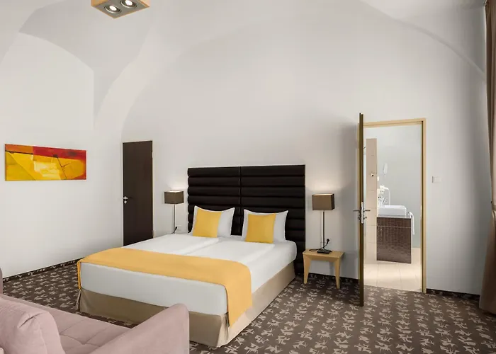 Buda Castle 4* Βουδαπέστη