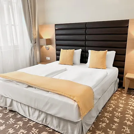 Buda Castle Hotel 4*