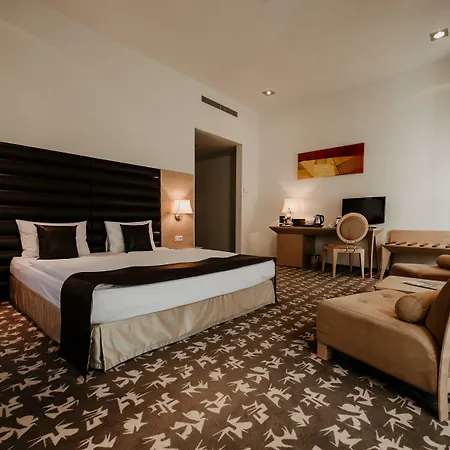 Buda Castle Hotel 4*