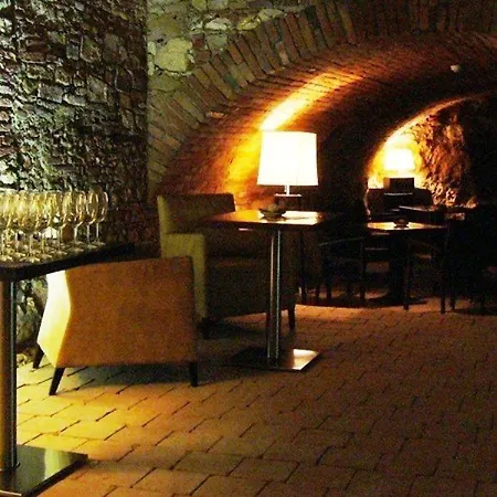 فندق Buda Castle 4*